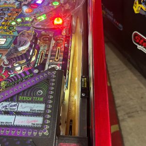 Elvira House of Horrors Limited Edition Pinball Machine - Image 3