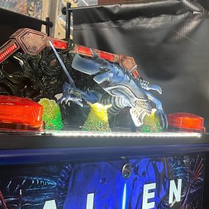 Alien Limited Version LV Pinball Machine with Topper - Image 9
